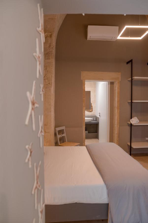 Litium 3 Bed & Breakfast เลชเช ภายนอก รูปภาพ