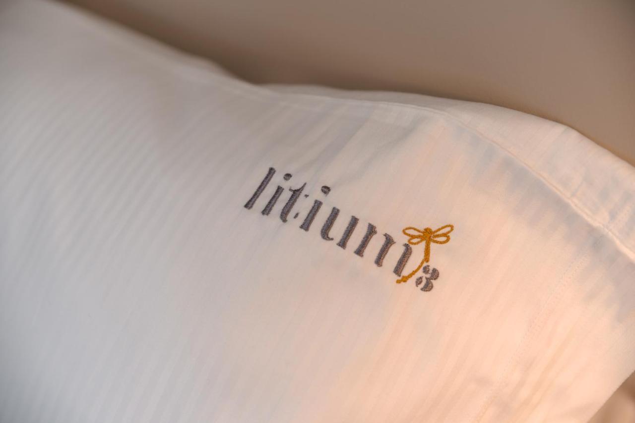 Litium 3 Bed & Breakfast เลชเช ภายนอก รูปภาพ